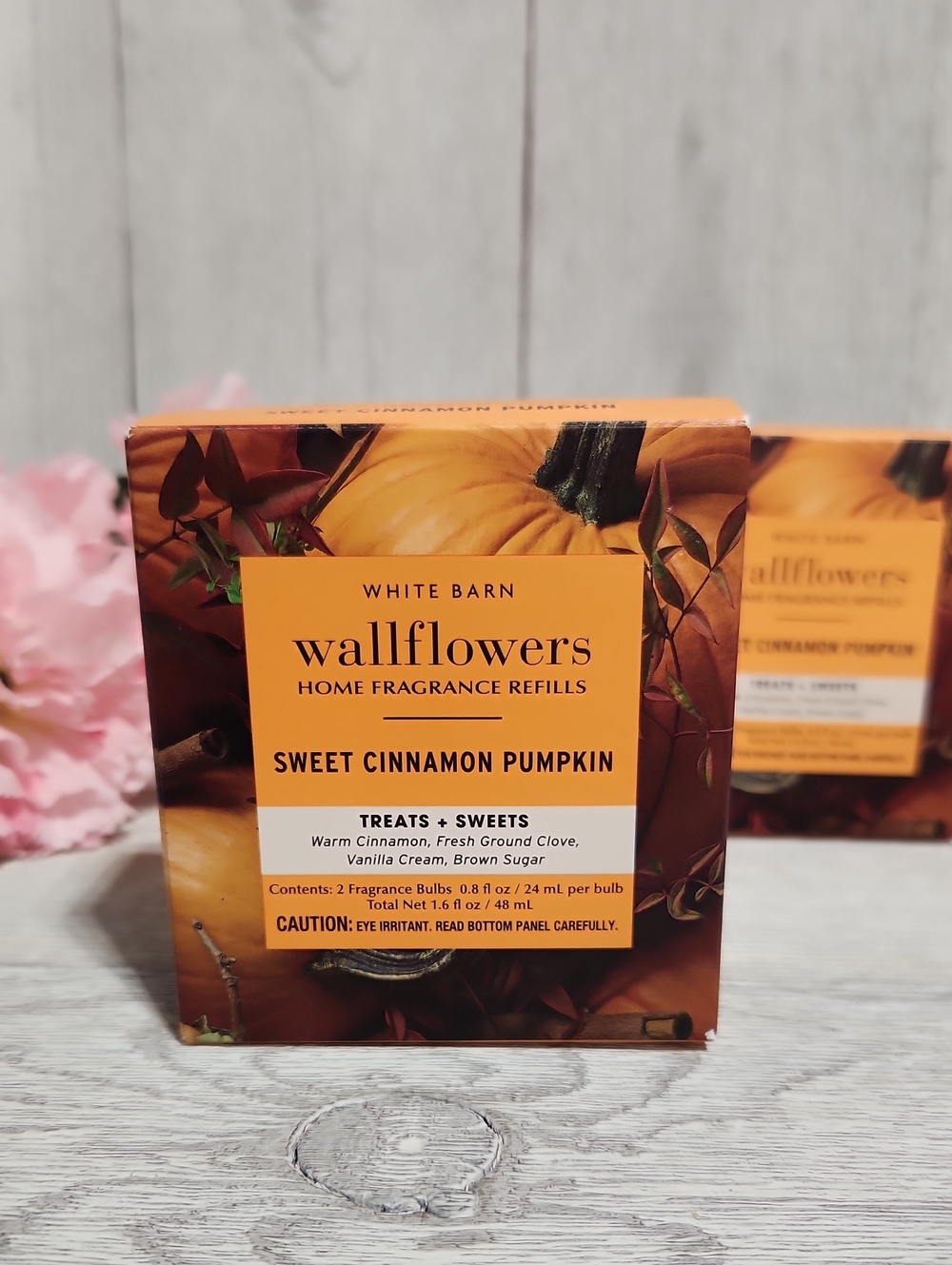 Bath & Body Works Sweet Cinnamon Pumpkin Wallflowers Fragrance Refill Bulbs (4) - Picture 4 of 5